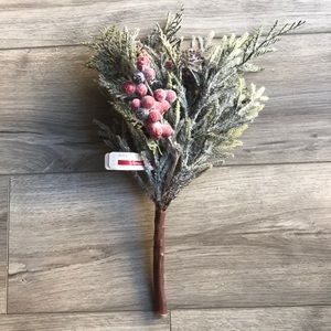 Ashland Christmas Artificial Frosted Bush